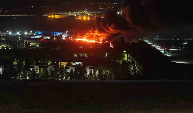 Eskişehir TEI'deki yangını söndürme çalışmaları sürüyor