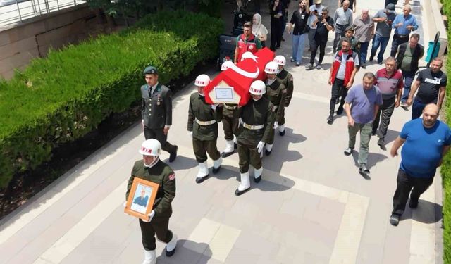 Kıbrıs Gazisi askeri törenle son yolculuğuna uğurlandı