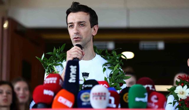 Milletler Ligi şampiyonu A Milli Kadın Voleybol Takımı, Türkiye'ye döndü