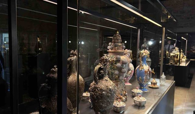Topkapı Sarayı'nda Şerbethane 452 eserle ziyaretçilerine kapılarını açtı