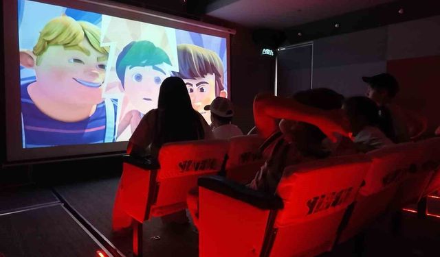 TRT sinema tırı, Kırıkkale'de çocuklarla buluştu
