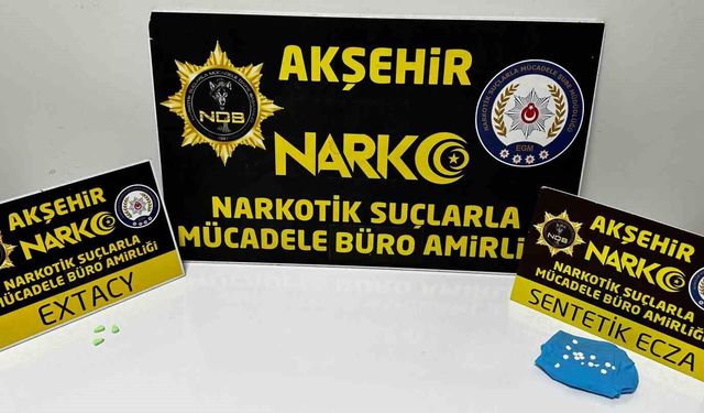 Tutuklu oğlunu ziyarete gitti, üzerinden 18 uyuşturucu hap çıktı