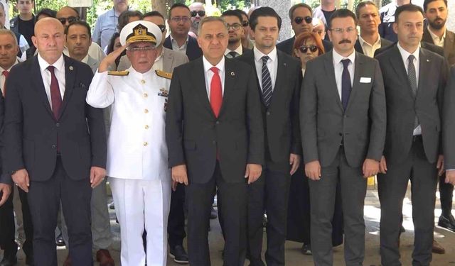 Yalova'da şehitler mezarları başında anıldı