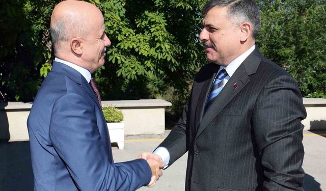 Bakan Çiftçi'den YÖK Başkanı Özvar'a ziyaret