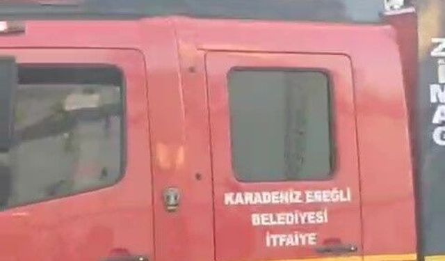 Elektrikli fırından çıkan yangın evi kullanılamaz hale getirdi
