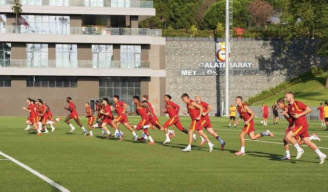 Galatasaray, yeni sezon hazırlıklarını sürdürdü