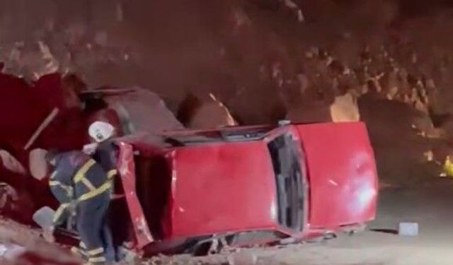 Karşıdan gelen araca yol vermek isterken 200 metrelik uçuruma yuvarlandı