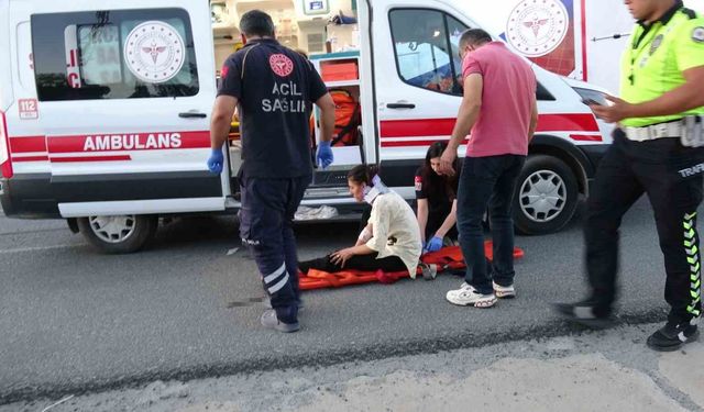 Malatya'da tarım işçilerini taşıyan minibüs tıra çarptı: 19 yaralı