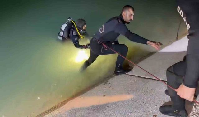 Serinlemek için girdiği kanalda boğuldu