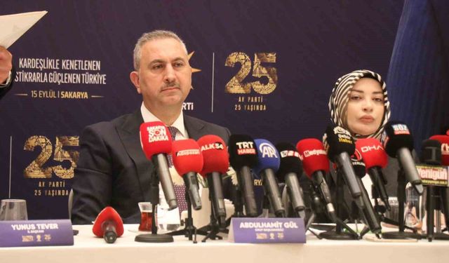 Abdulhamit Gül: 'Cumhurbaşkanımızın anayasada adaylığının önünde bir engel bulunmamaktadır'