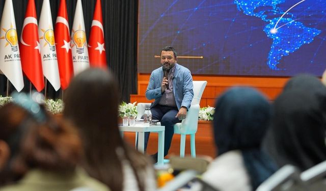AK Parti İstanbul İl Gençlik Kolları 'Diplomasi Atölyesi'ni hayata geçirdi