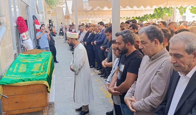 AK Parti MKYK üyesi Zeynep Çiftçi son yolculuğuna uğurlandı
