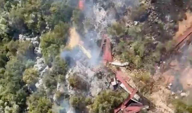 Antalya'da ormanlık alanda yangın