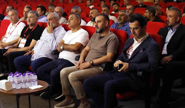Antalyaspor A.Ş.'de yeni yönetim kurulu göreve geldi