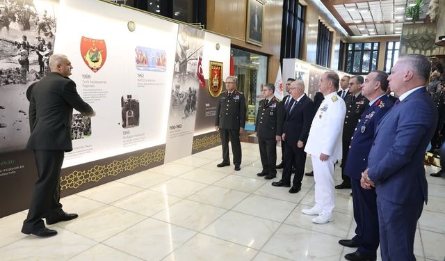 Bakan Güler, Kara Kuvvetleri Komutanlığını ziyaret etti