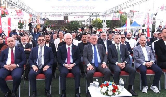 Bayrampaşa'ya 1 milyar 150 milyon Türk Lirası değerinde spor yatırımı