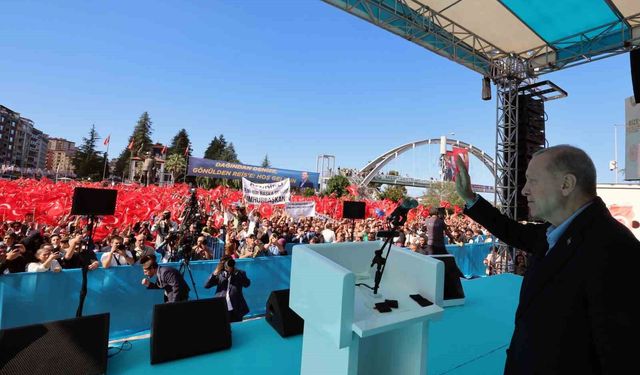 Cumhurbaşkanı Erdoğan: 'Muhalefetin ne dediği ile ne yaptığı ile ilgilenmiyoruz'
