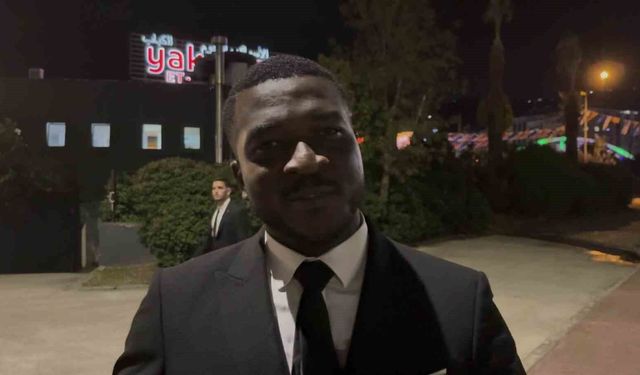 Ganalı tıp öğrencisi Abdulai Yahaya, Cumhurbaşkanı Erdoğan ile buluşmasını anlattı: 'Ben Potomyalıyım deyince tebessüm etti'