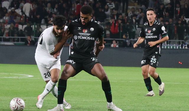 Konyaspor ile Filistin Milli Takımı arasındaki dostluk maçı berabere bitti