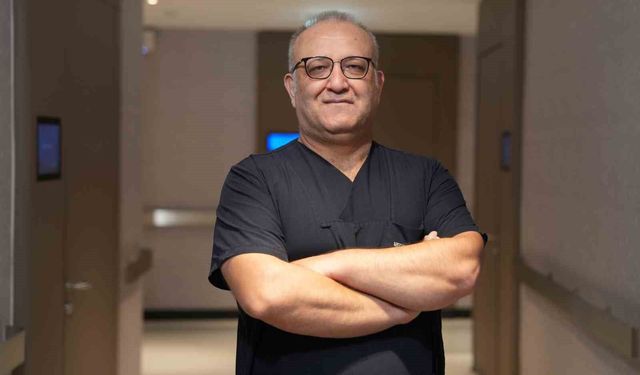 Kuşak gibi sırta vuran karın ağrısına dikkat: Pankreatit olabilir