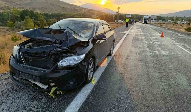 Malatya'da otomobille çarpışan motosiklet sürücüsü hayatını kaybetti