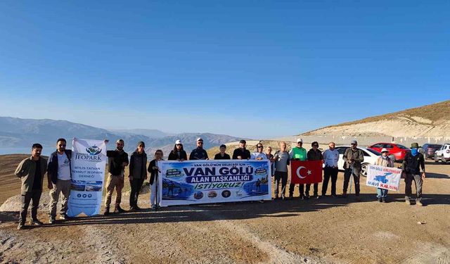 Nemrut Kalderası'nda 30 kilometrelik çanak yürüyüşü