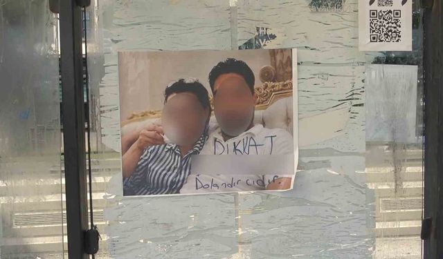 Otobüs durağına asılan 'Dikkat, dolandırıcıdır' yazılı fotoğraf karesi görenleri şaşırttı