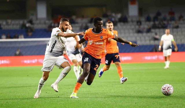 Trendyol Süper Lig: Başakşehir FK: 4 - Gençlerbirliği: 0 (Maç sonucu)