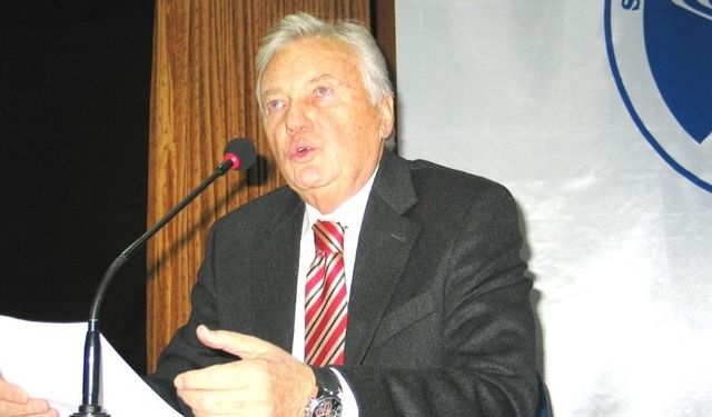 Göksel Arsoy hayatını kaybetti