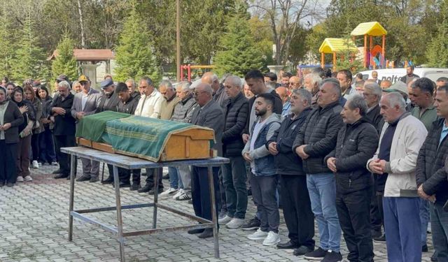 Manisa'daki otobüs kazasında ölen yolcuya Konya'da veda