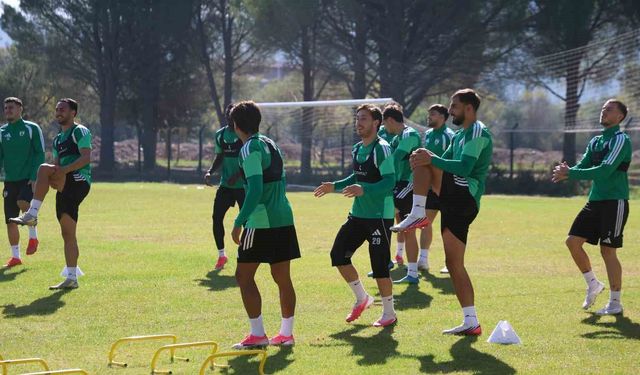 Yalçın Koşukavak: 'İstanbulspor karşısında galibiyet umut ediyorum'
