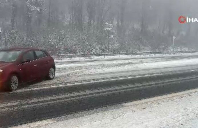 İstanbul–Ankara Yolunda Kar Alarmı: Bolu Dağı Beyaza Büründü