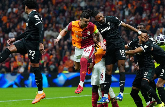 Galatasaray'dan Şampiyonlar Ligi'nde tarihi galibiyet: 5-2