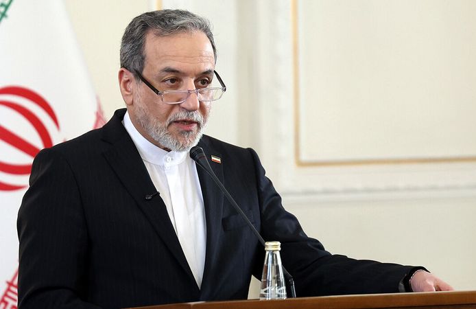 İran’dan Kritik Hürmüz Kararı: “Boğaz Açık”