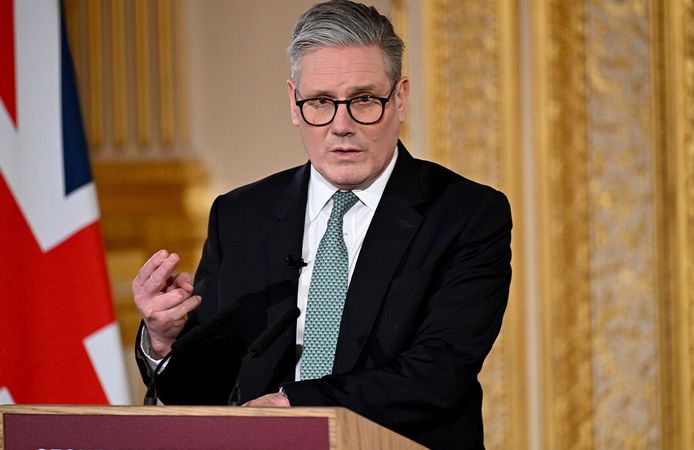 İngiltere’den ABD ve İsrail’e mesafe: “Saldırılara katılmayacağız”