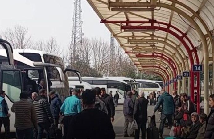 Otobüs terminallerinde bayram yoğunluğu