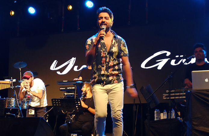 Şarkıcı Yusuf Güney, 'uyuşturucu- uyarıcı etken maddesi' özendirme suçundan tutuklandı