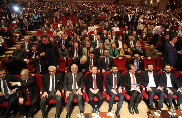 Adalet Bakanı Gürlek: Sosyal medyaya kimlikle girilecek