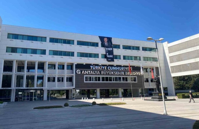 Antalya Büyükşehir Belediyesine yönelik yeni operasyon: 34 gözaltı kararı