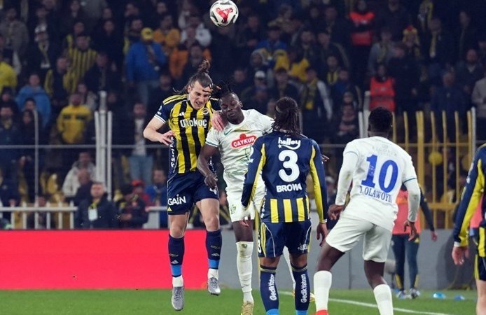 Kadıköy’de nefes kesen maç Fenerbahçe son dakikada yıkıldı