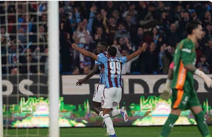Dev maç Trabzonspor’un: 2-1