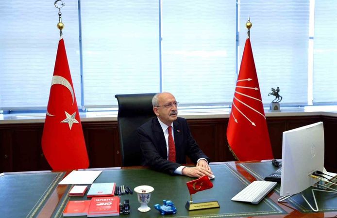 Kılıçdaroğlu CHP Genel Merkezi’nde Mesaisine Başladı