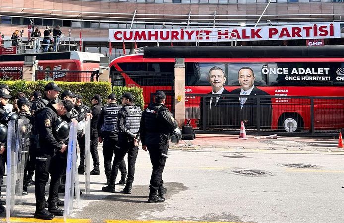 Adaylık Sürecinde Para Trafiği İddiası: Milletvekilleri Hakkındaki Dosya Ankara’ya Gönderildi
