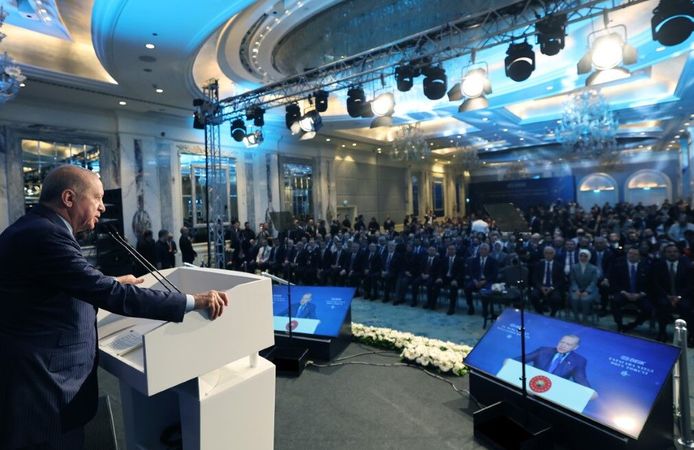 Erdoğan’dan dünyaya çağrı: "Türkiye’ye yerleşin, vergi avantajlarından yararlanın"