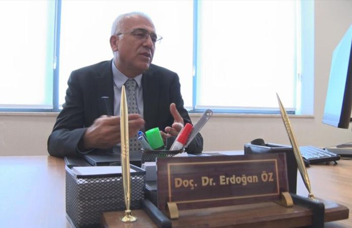 Halk Sağlığı Genel Müdürü Öz:  Risk grubundaki kişiler saat 10.00 ile 16.00 arasında mümkünse dışarıya çıkmasınlar