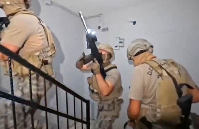 500 Polisin Katıldığı Dev Operasyonda 70 Gözaltı, 58 Tutuklama