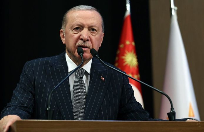 Cumhurbaşkanı Erdoğan: "Ayasofya’nın dirilişi mübarek olsun"