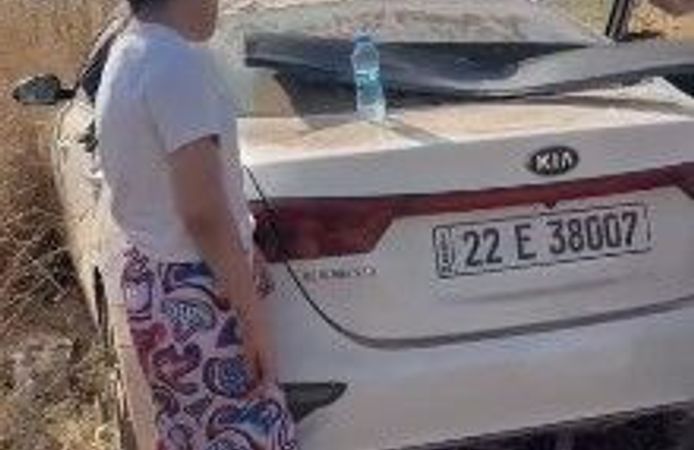 Nusaybin'de Yabancı Plakalı Otomobil Şarampole Yuvarlandı: 4 Yaralı