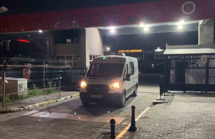 Konserde fenalaşıp hayatını kaybeden Mahmud Sami Ramazanoğlu'nun cenazesi yakınları tarafından teslim alındı