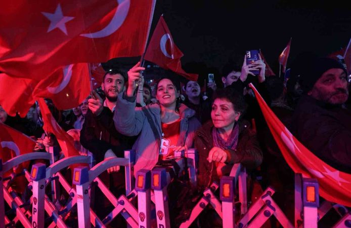 Yağmura rağmen Bursa'da Cumhuriyet coşkusu dinmedi